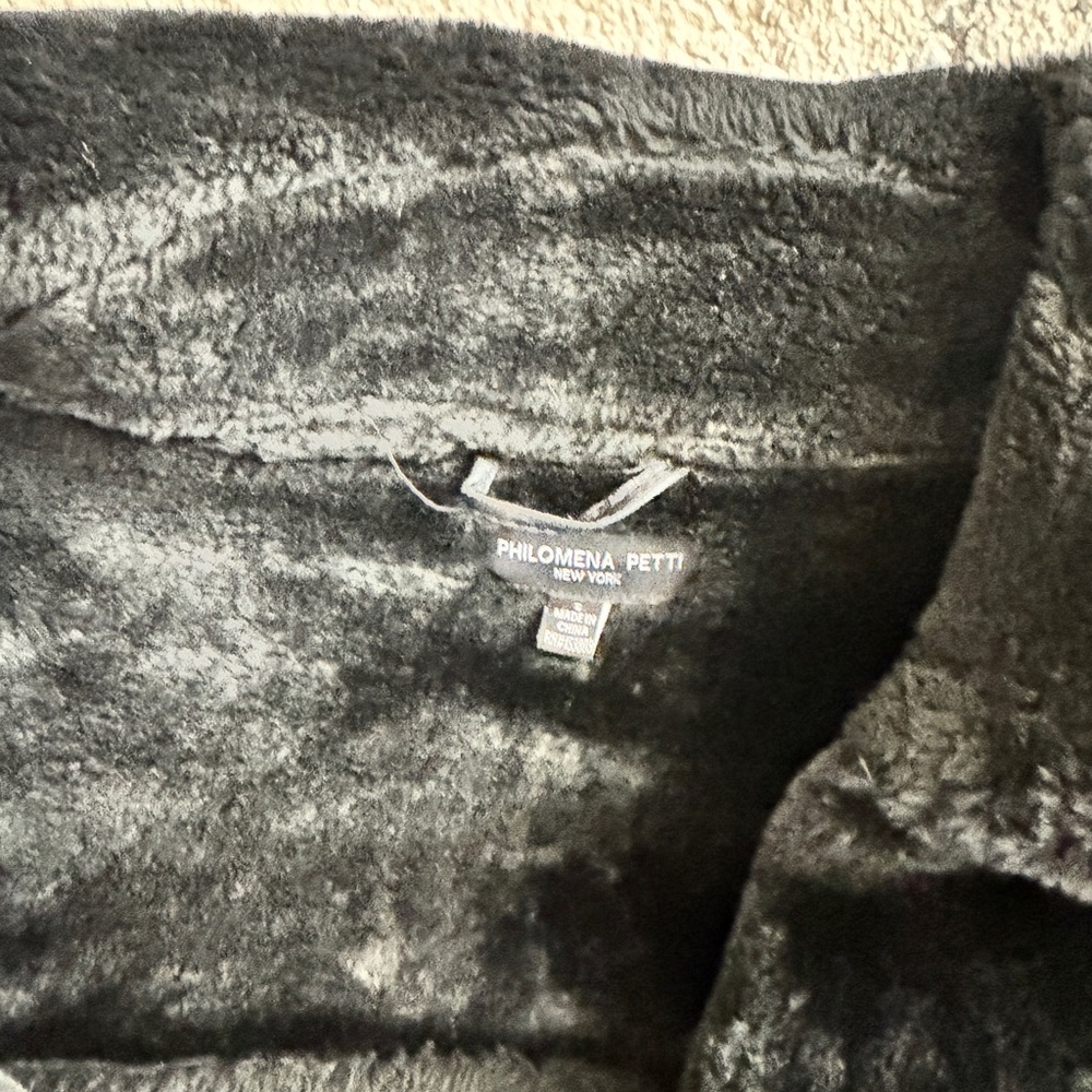 Faux Shearling Jacket - Picture 2 of 3